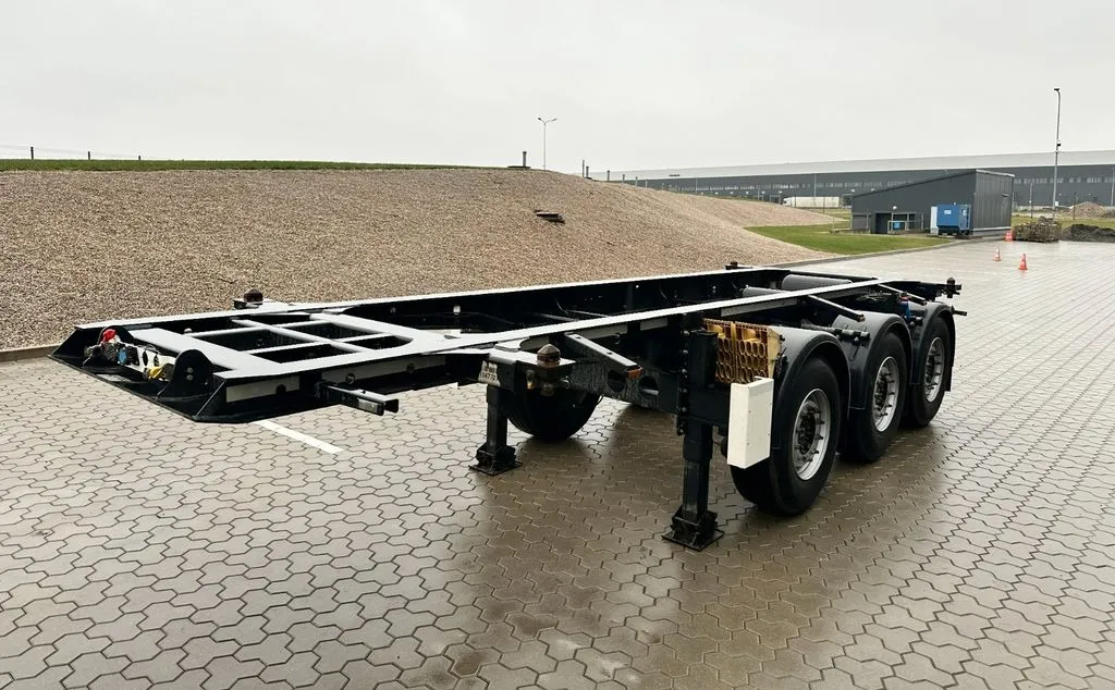 KRONE eL20 container chassis semi-trailer – Image 1